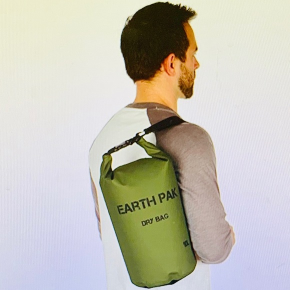 earth pak Handbags - Waterproof Dry Pack